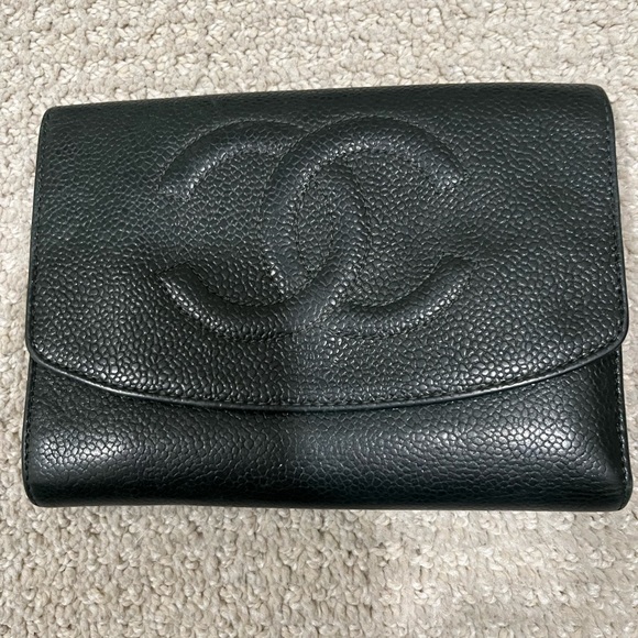 Dark Green Chanel Wallet - Picture 1 of 8